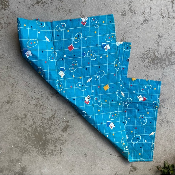 2 Pieces Vintage Printed Quilted Fabrics - Picture 7 of 8